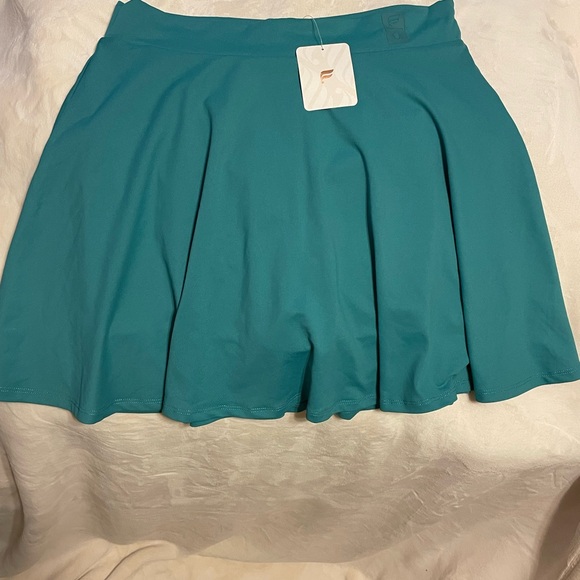 Fabletics Flounce Ultra High-Waisted Tennis & Golf skort Skirt w/built in Shorts - Picture 4 of 8